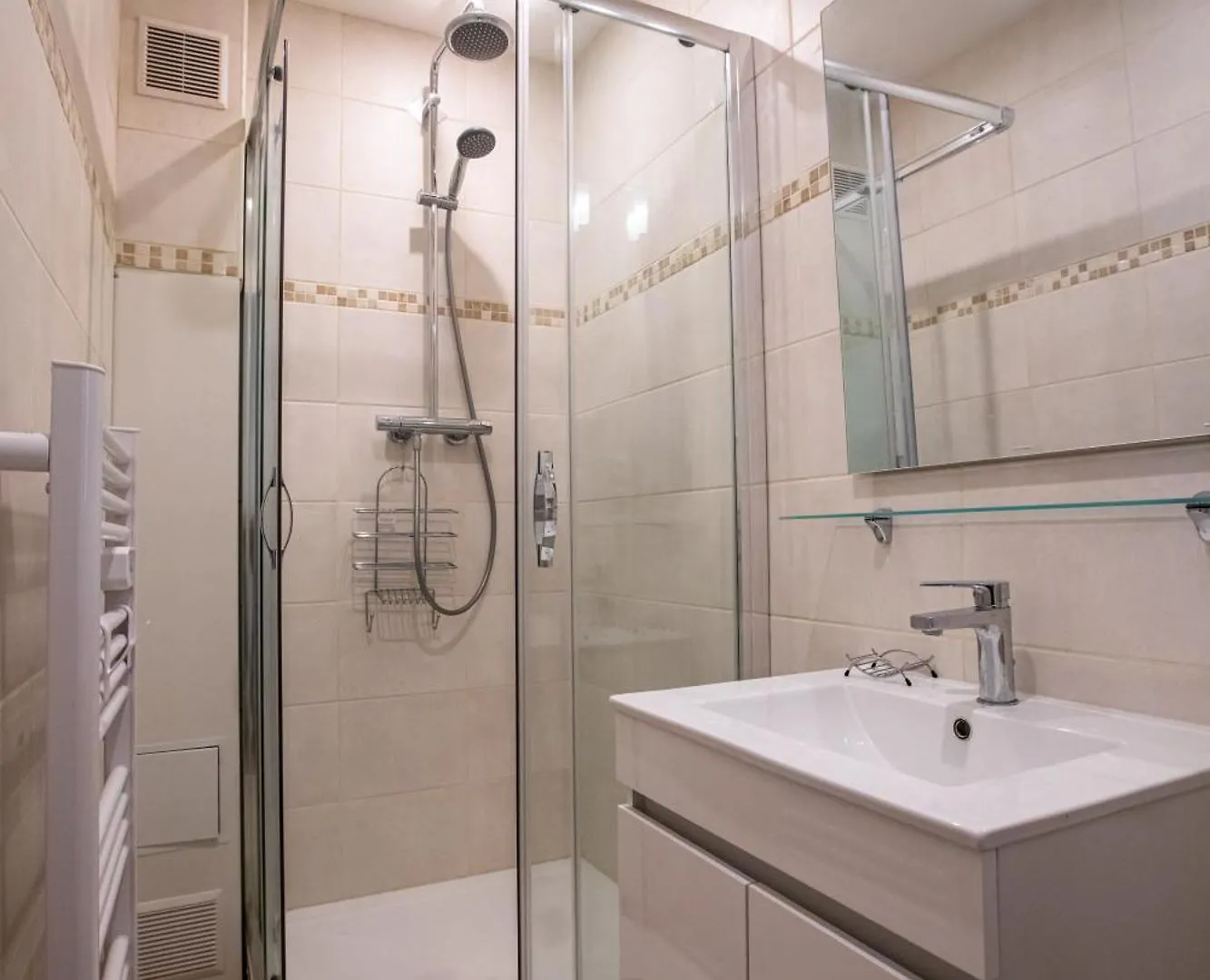 Parisian Home 398 1 Chambre Dupleix - Motte Piquet - Grenelle 0*, París